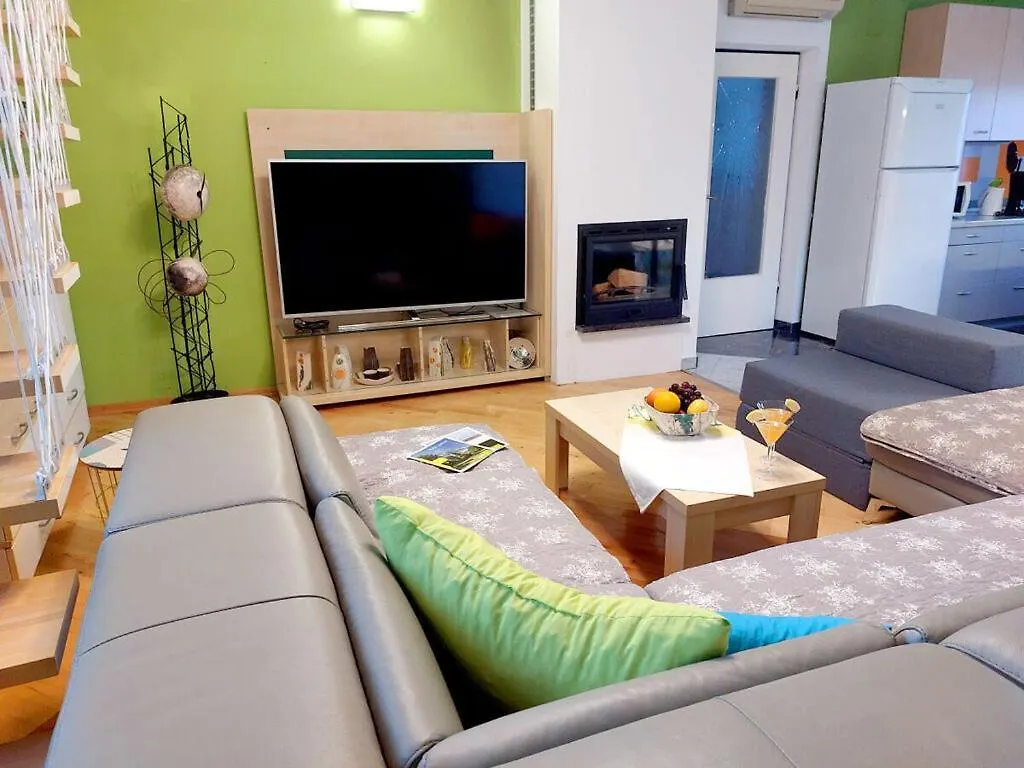 Art Appartement Pula