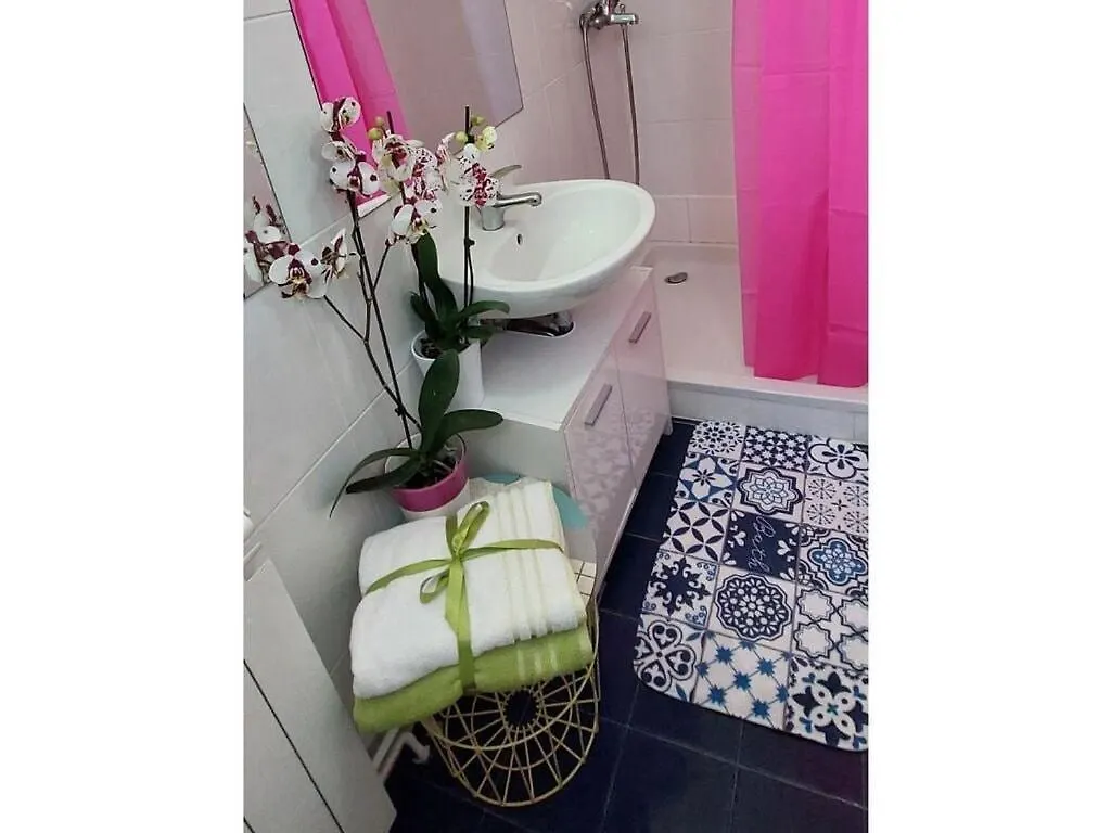 Art Appartement Pula Holiday home